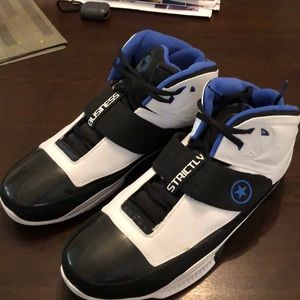Converse Vintage Basketball Shoes. Size 15